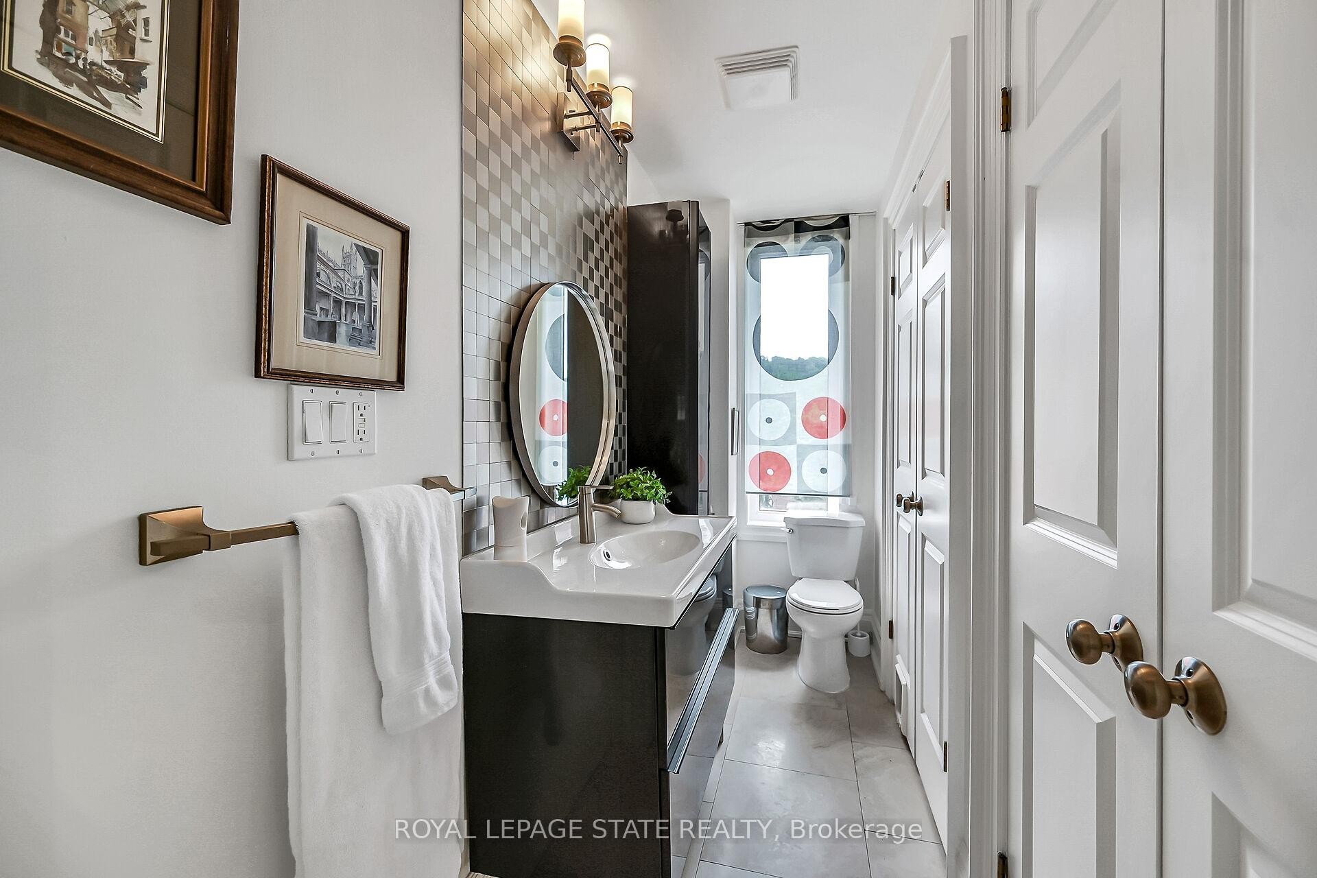 









86


Herkimer

Street, 41,
Hamilton,




ON
L8P 2G7

