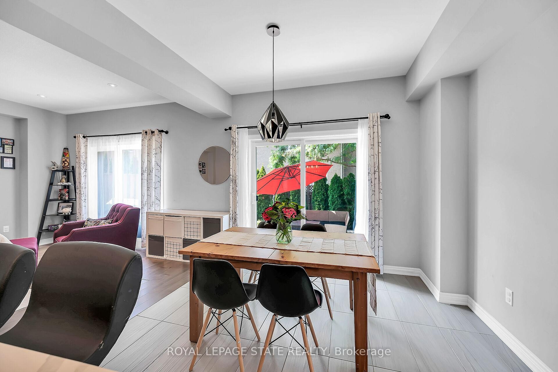 









120


vineberg

Drive, 4,
Hamilton,




ON
L8W 0B5

