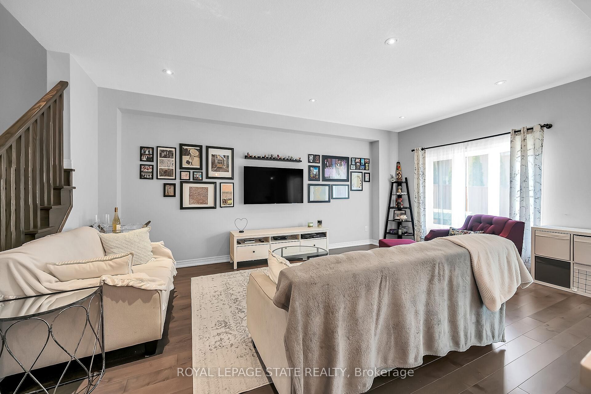 









120


vineberg

Drive, 4,
Hamilton,




ON
L8W 0B5

