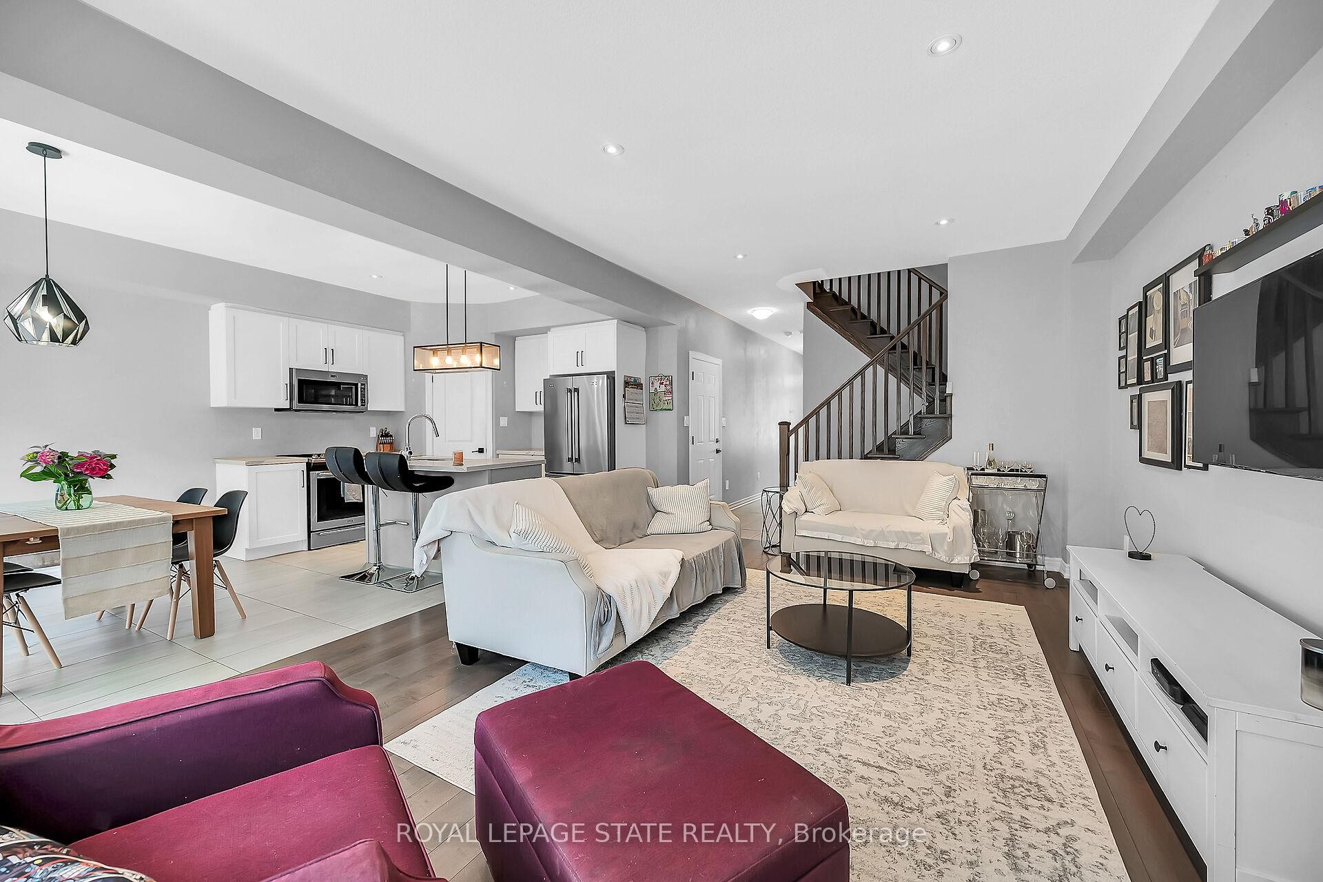 









120


vineberg

Drive, 4,
Hamilton,




ON
L8W 0B5

