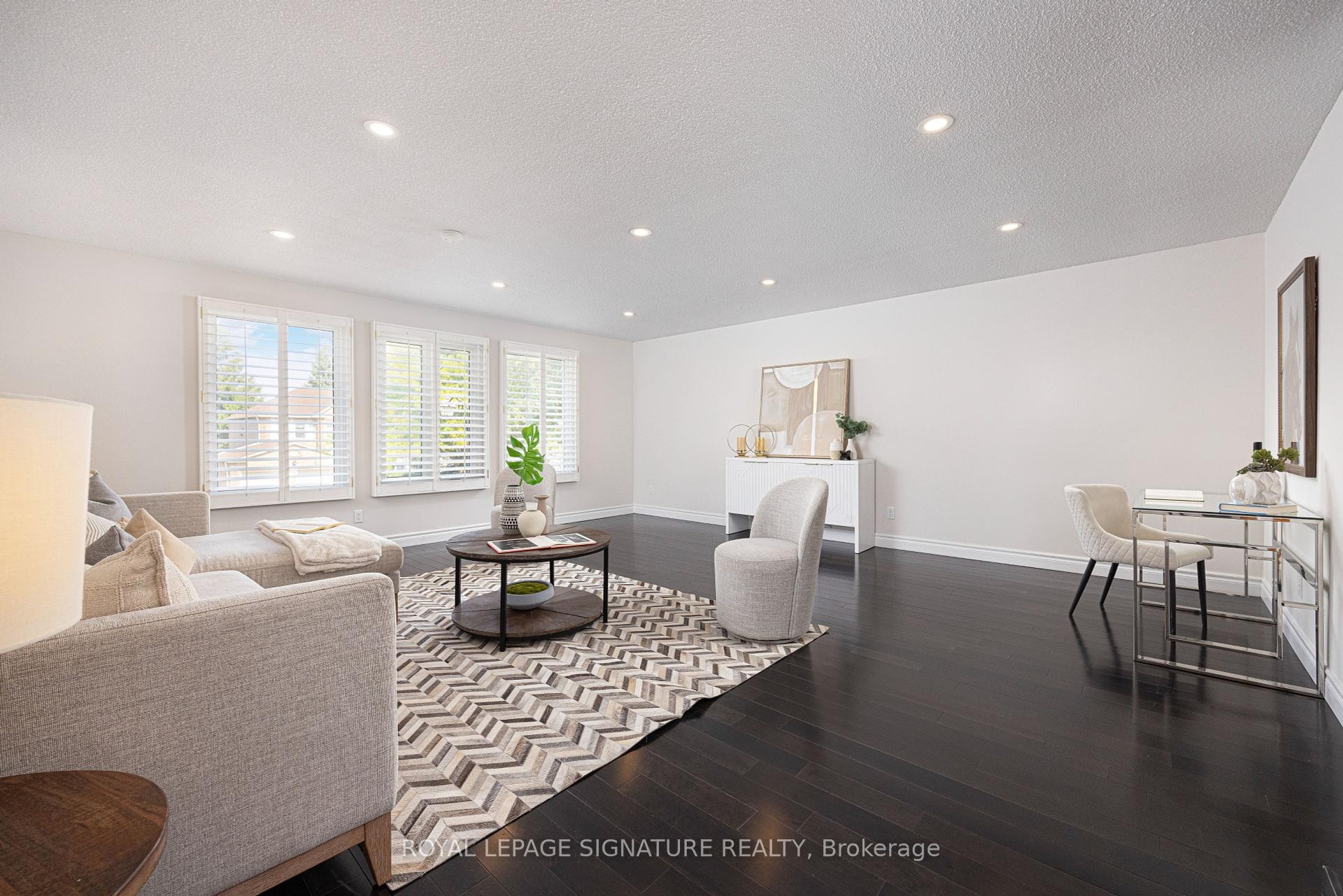 









77


Canongate

Trail,
Toronto,




ON
M1V 2R8

