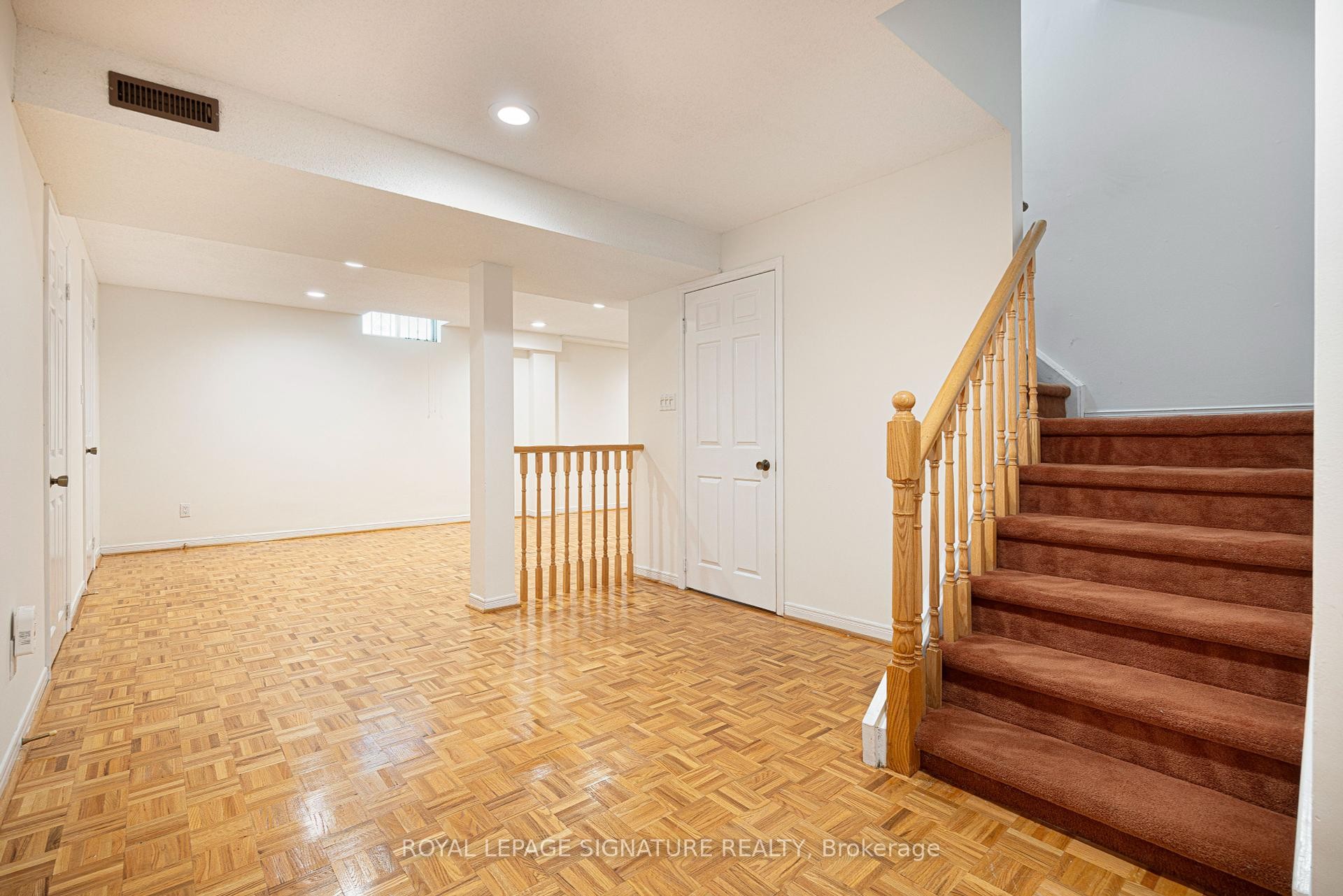 









77


Canongate

Trail,
Toronto,




ON
M1V 2R8

