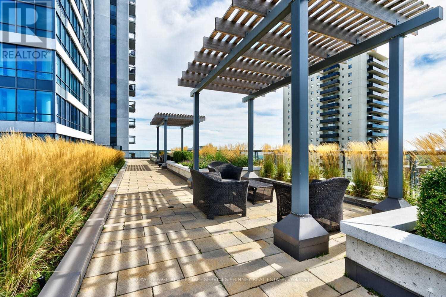 












1606 - 1 HURONTARIO STREET

,
Mississauga,




Ontario
L5G3G8

