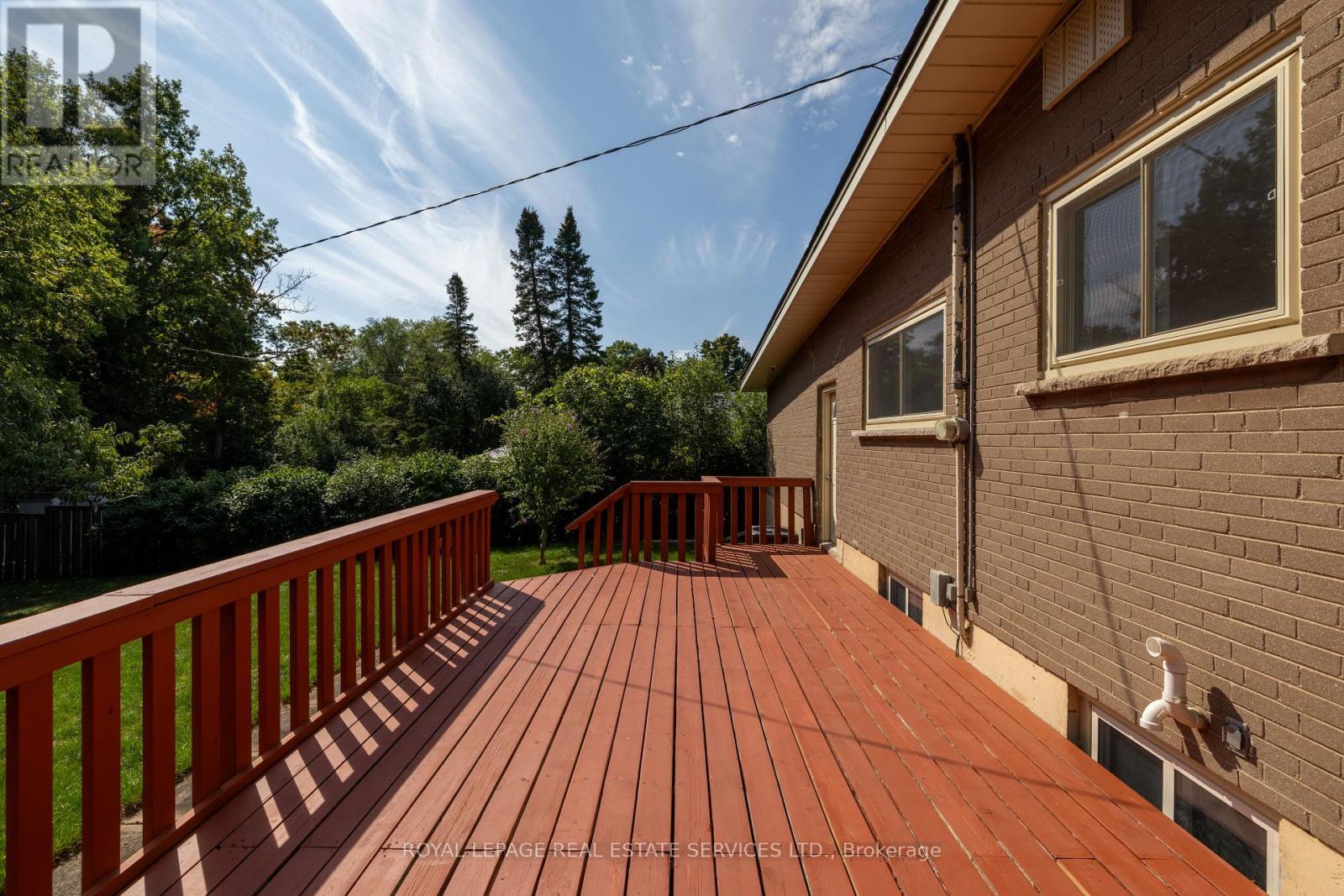 












1106 FALGARWOOD DRIVE

,
Oakville,




Ontario
L6H1N9

