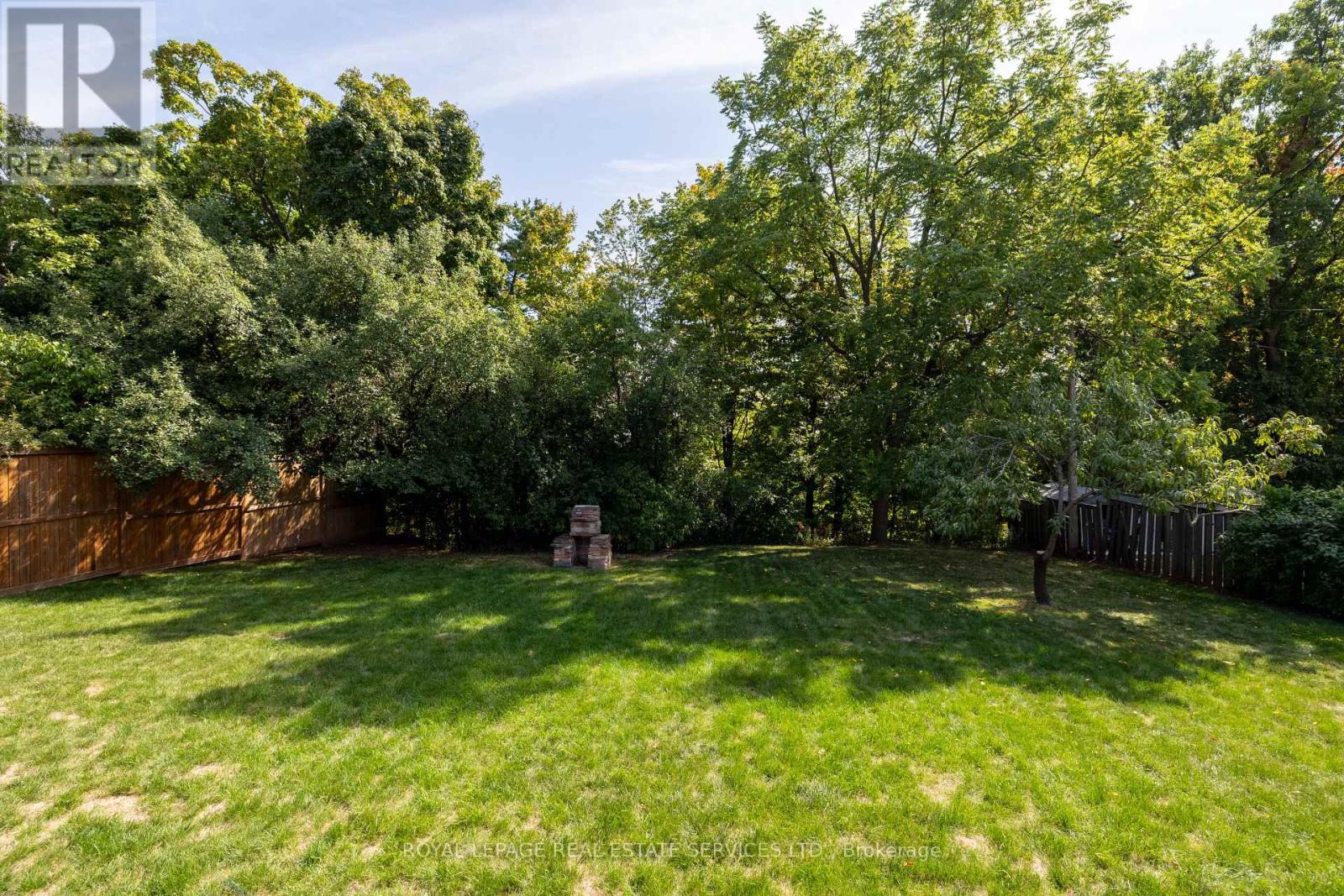 












1106 FALGARWOOD DRIVE

,
Oakville,




Ontario
L6H1N9

