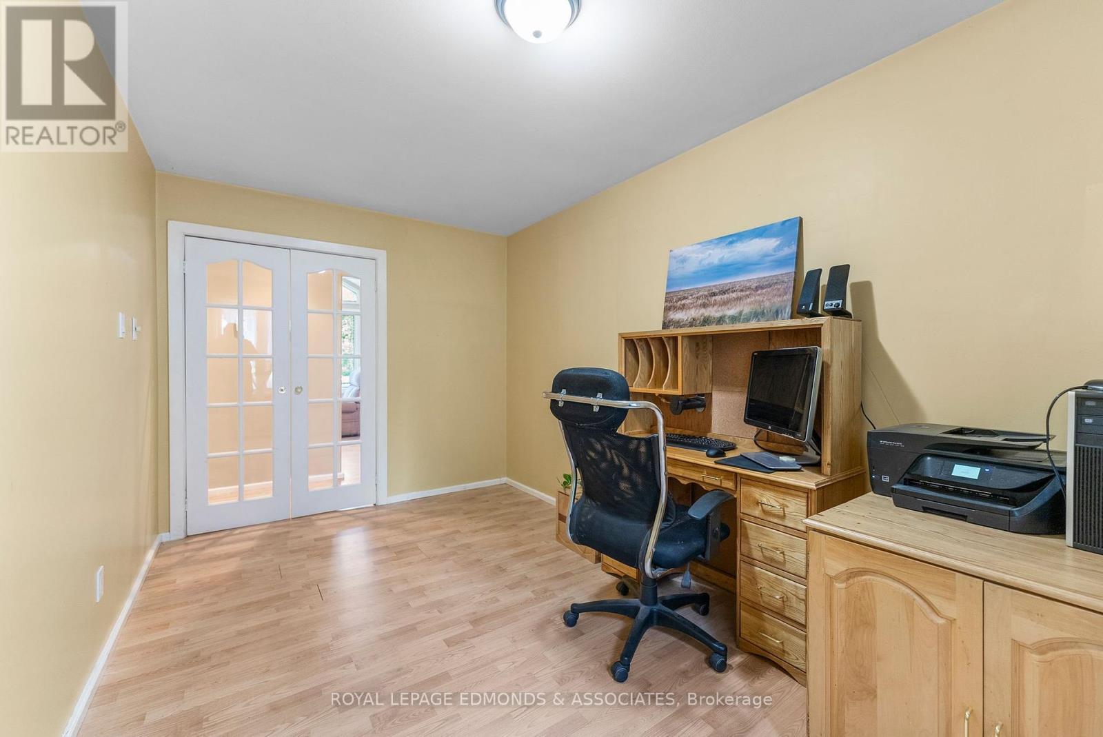 












1349 VICTORIA STREET

,
Petawawa,




Ontario
K8H2E9

