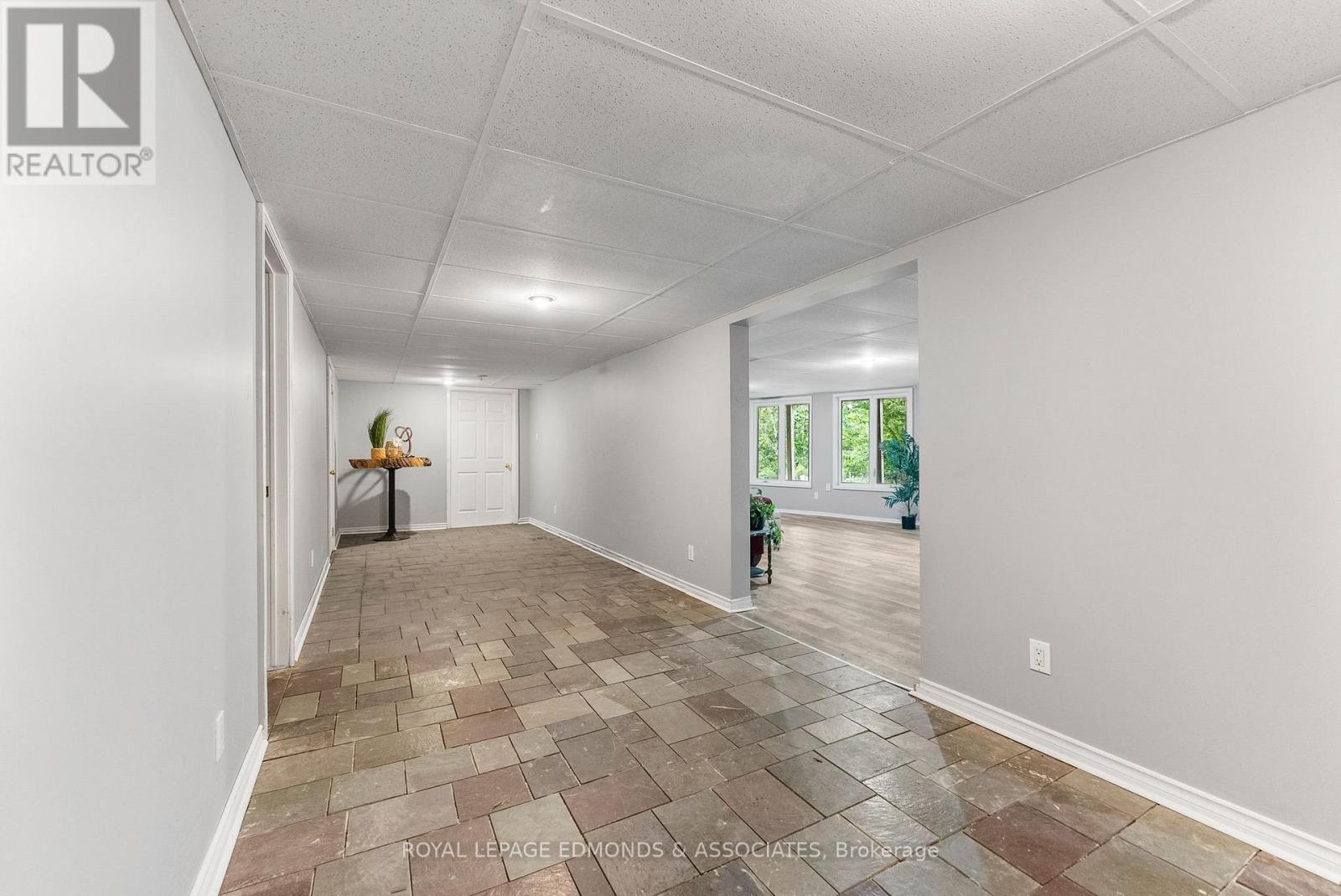 












1349 VICTORIA STREET

,
Petawawa,




Ontario
K8H2E9

