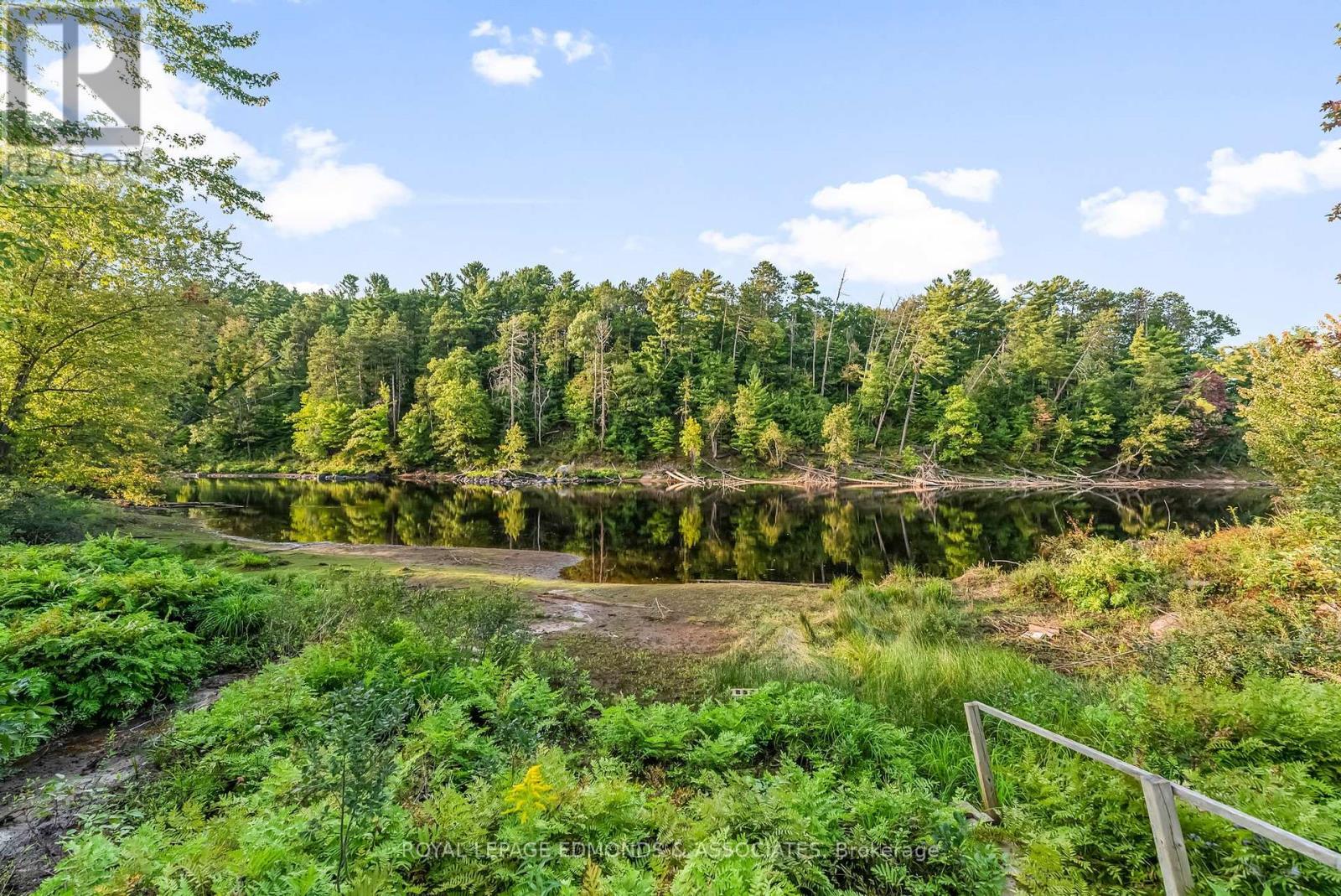 












1349 VICTORIA STREET

,
Petawawa,




Ontario
K8H2E9

