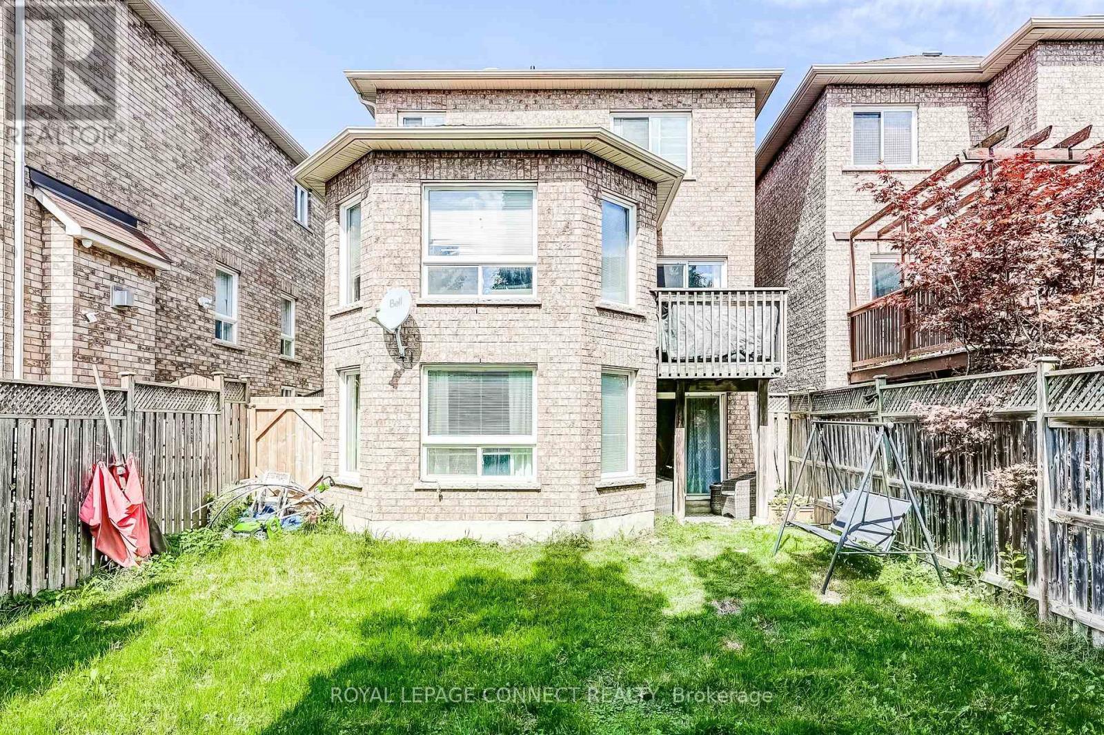 












55 AYLESWORTH AVENUE

,
Clarington,




Ontario
L1E3J8

