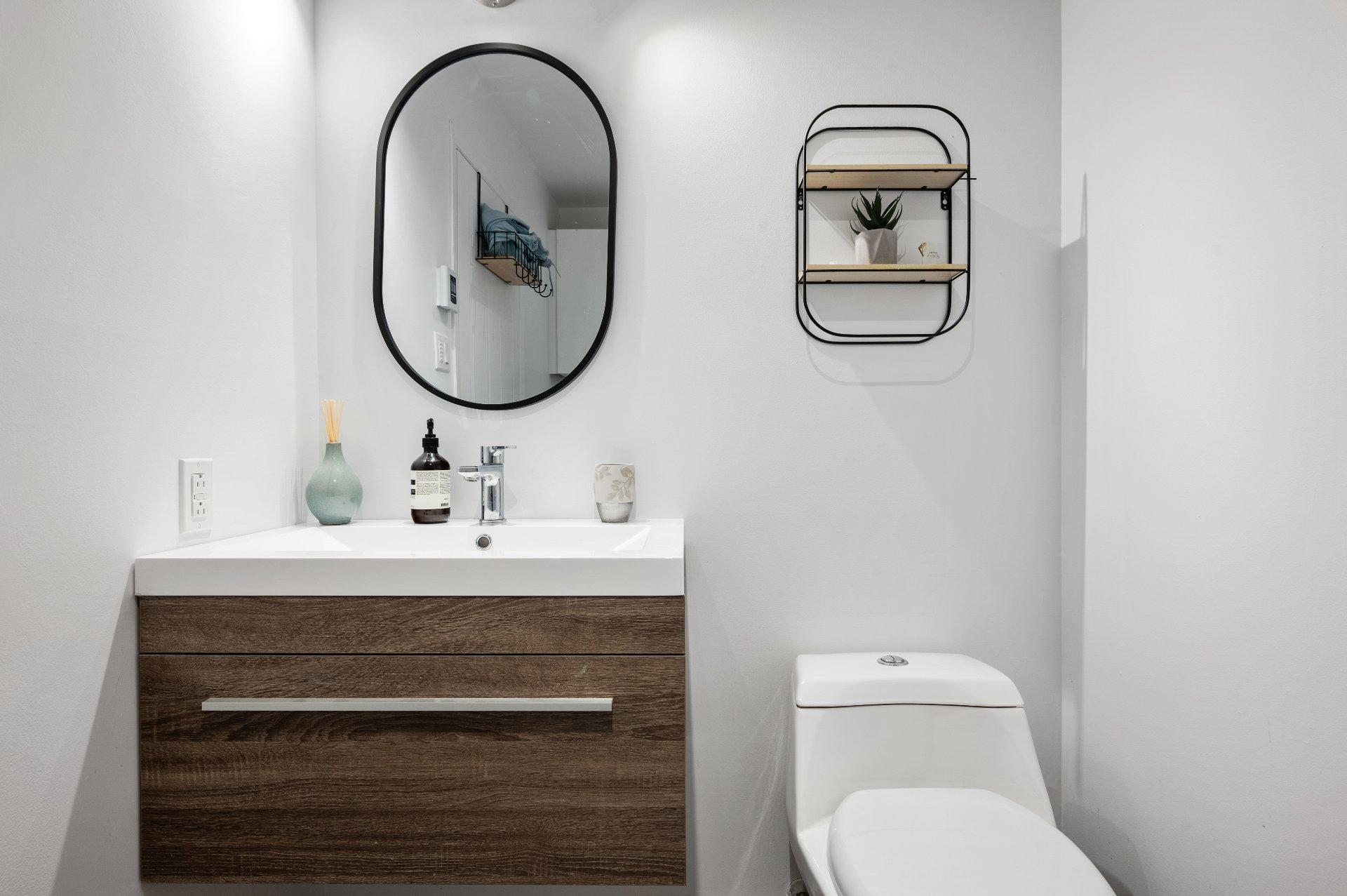 









425


Rue du Prince-Albert

,
Otterburn Park,




QC
J3H5H9

