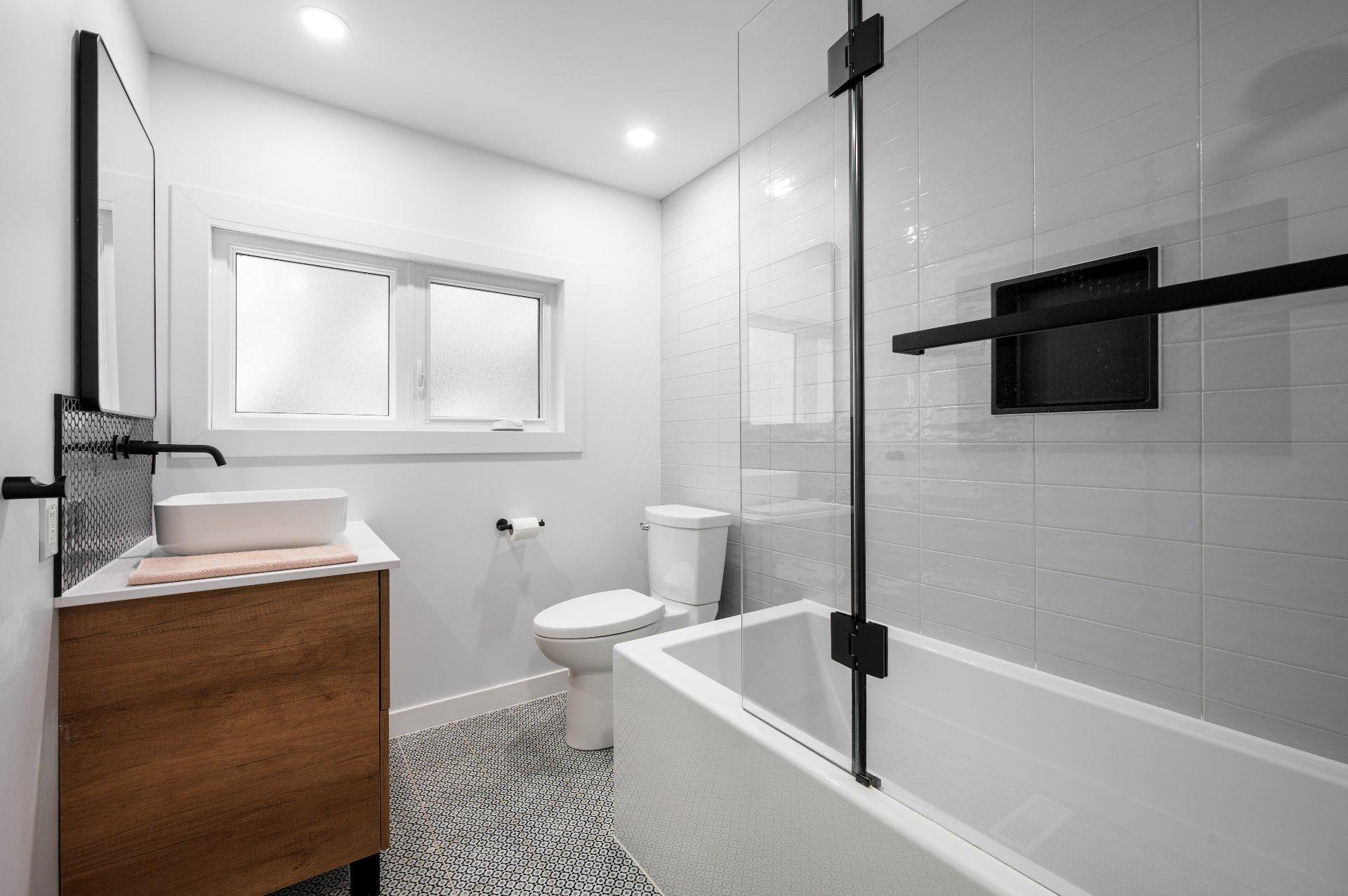 









442


Mtée des Trente

,
Mont-Saint-Hilaire,




QC
J3H2R8

