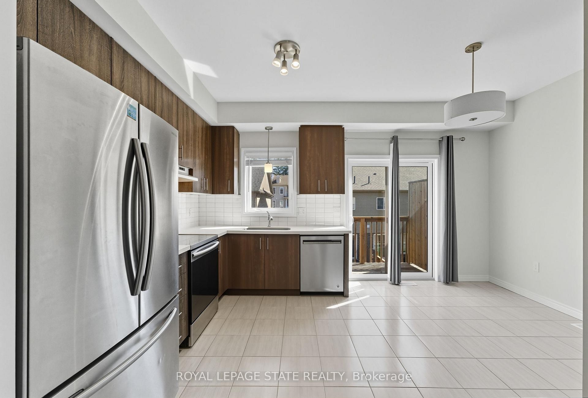 









10


Marr

Lane,
Hamilton,




ON
L9K 0K1

