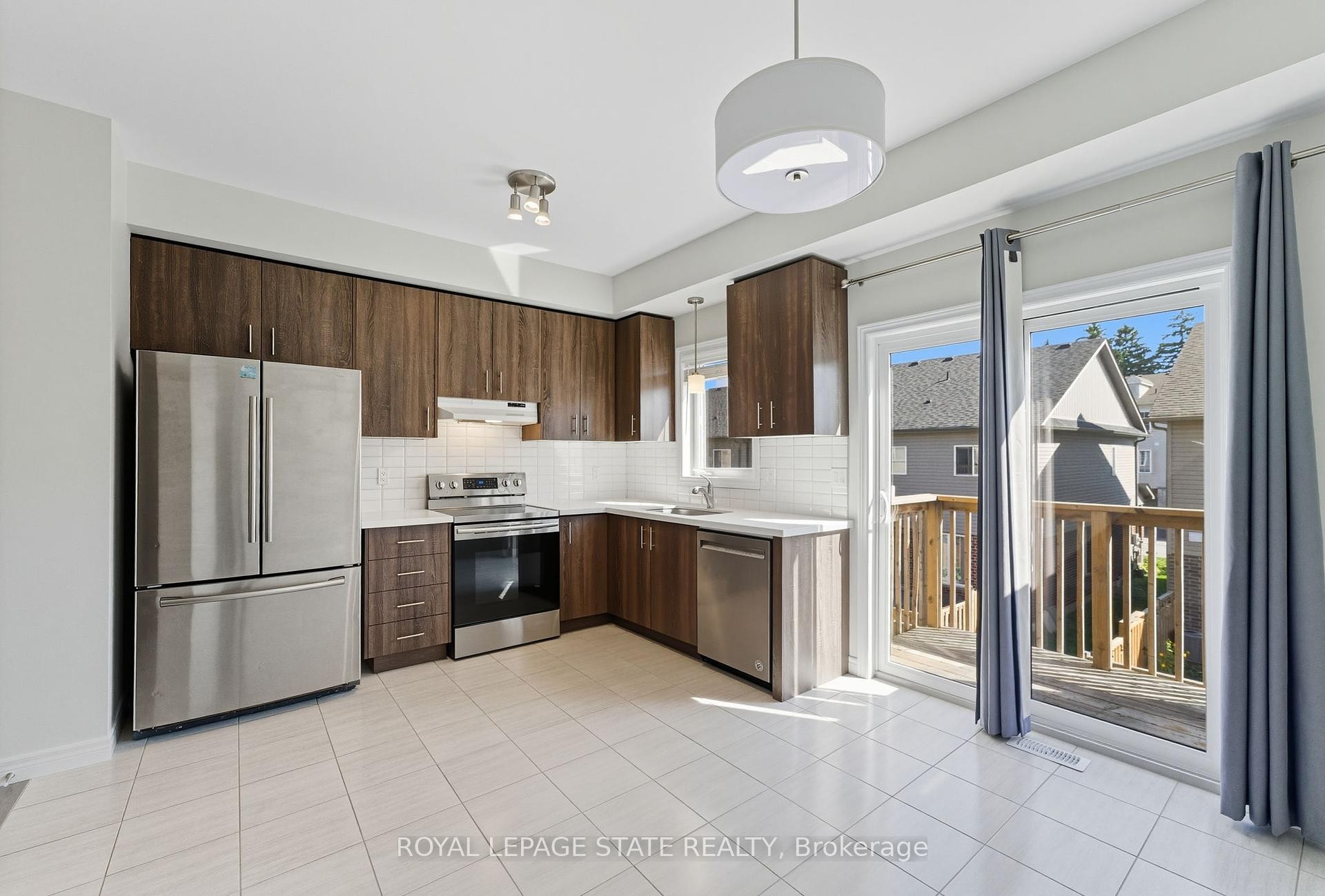 









10


Marr

Lane,
Hamilton,




ON
L9K 0K1

