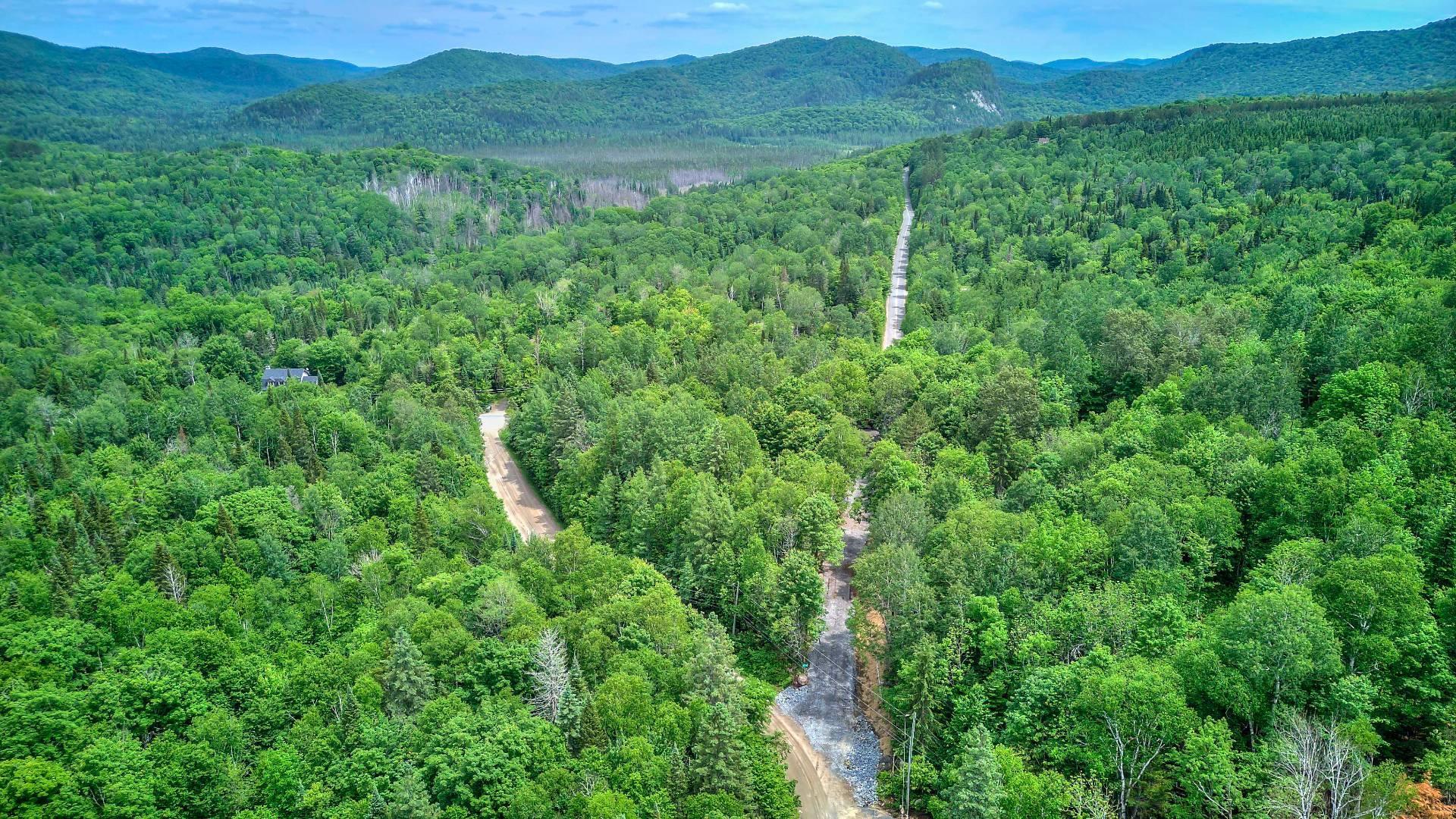 












Ch. des Alouettes

,
Mont-Blanc,







QC
J0T2G0

