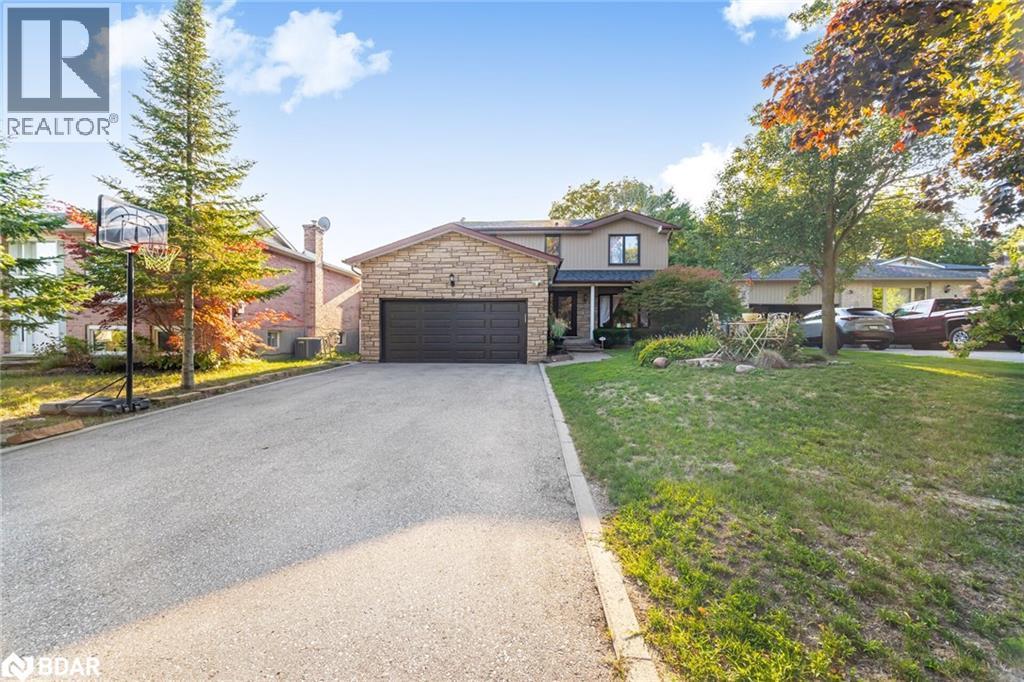 












6 HOLLIS Crescent

,
York,




Ontario
L9N1E7

