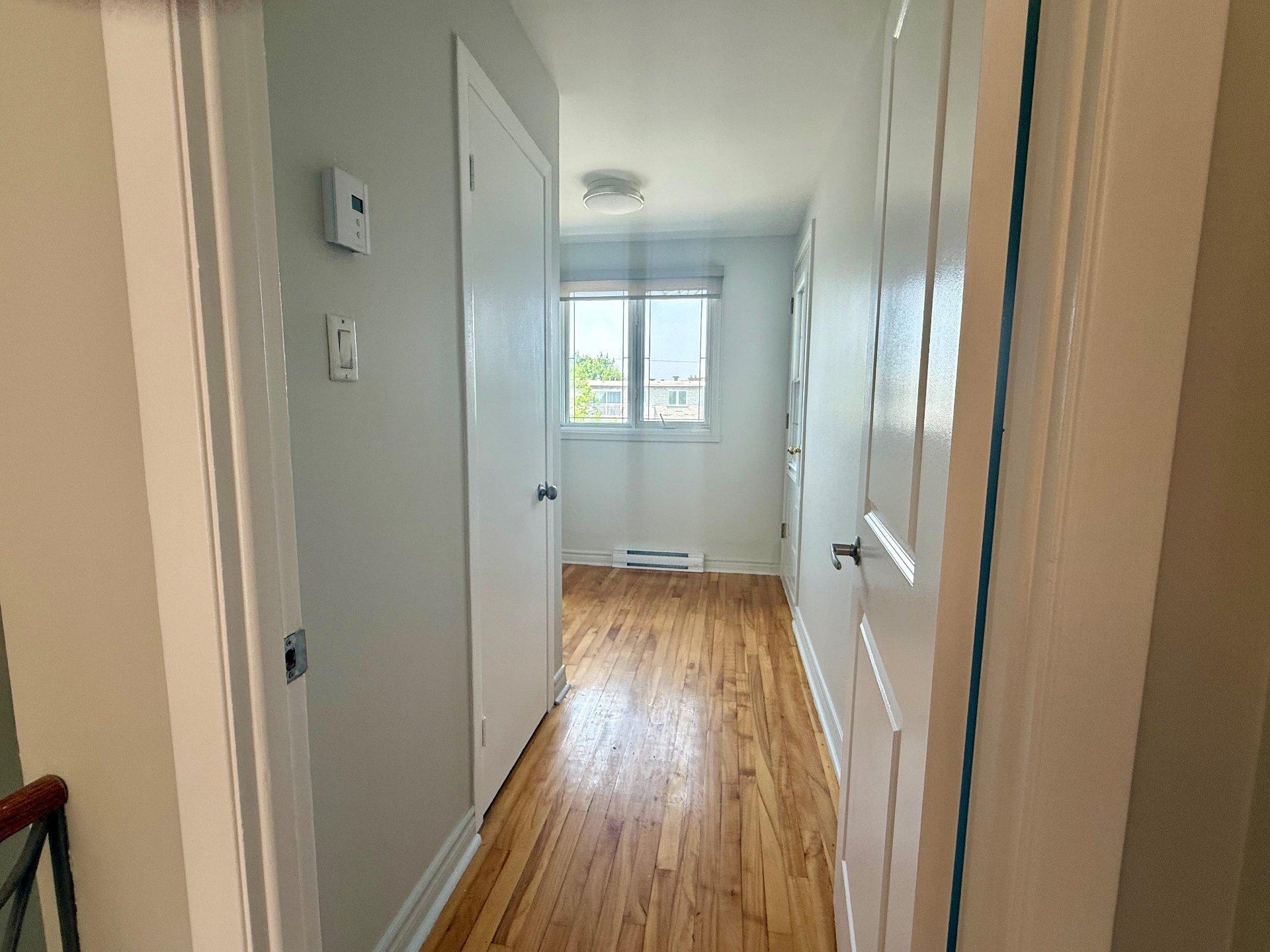 









4716


Boul. Notre-Dame

,
Laval (Chomedey),




QC
H7W1T8

