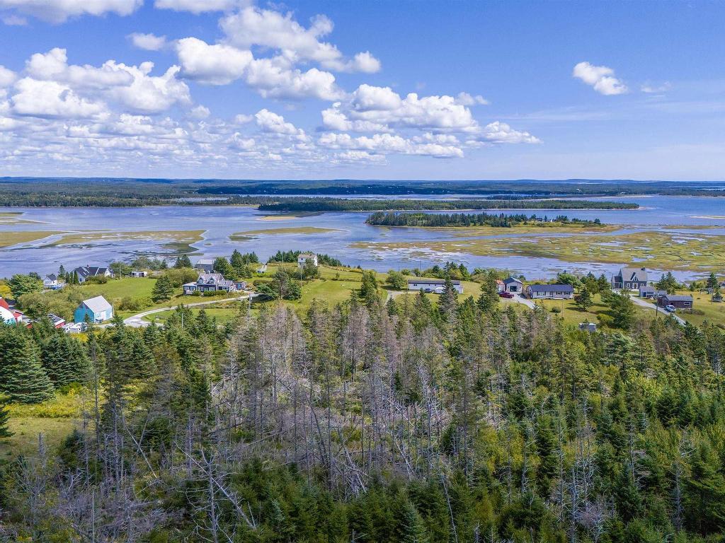 












Lot 1 Conrod Road

,
Grand Desert,







NS
B0J 2L0

