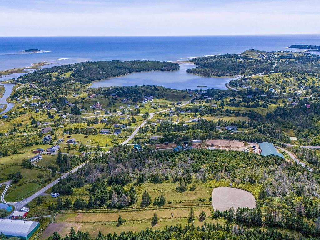 












Lot 1 Conrod Road

,
Grand Desert,







NS
B0J 2L0

