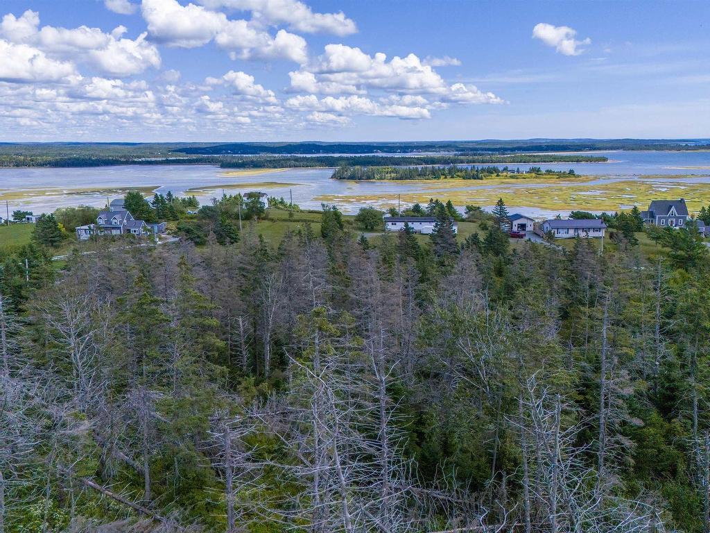 












Lot 1 Conrod Road

,
Grand Desert,







NS
B0J 2L0

