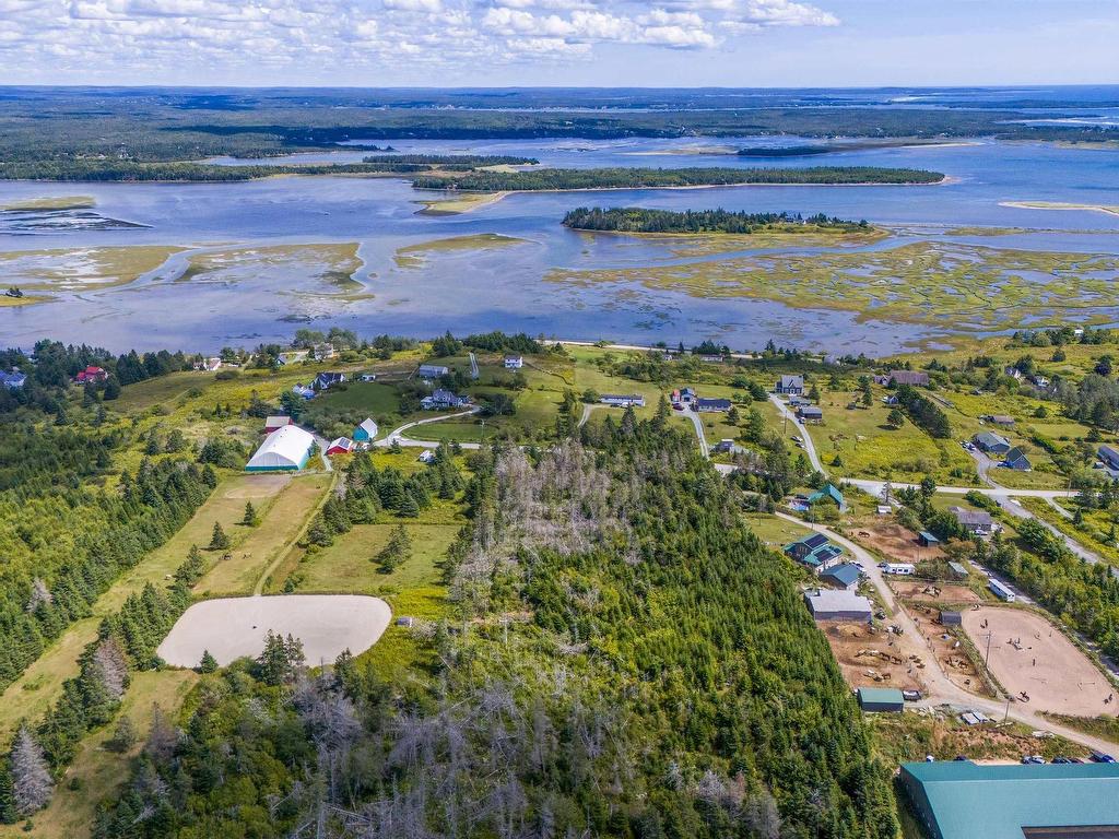 












Lot 1 Conrod Road

,
Grand Desert,







NS
B0J 2L0

