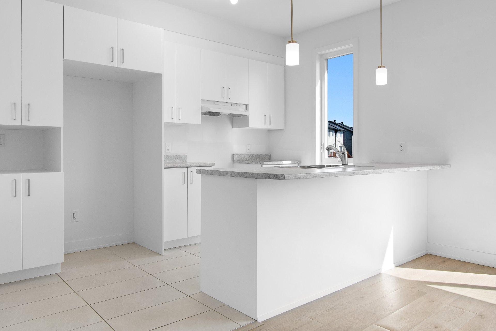 









145


Rue de la Papetière

,
Gatineau (Masson-Angers),




QC
J8M0C7

