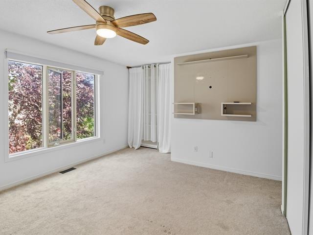 









151Z


Rue Madaire

,
Gatineau (Aylmer),




QC
J9H1R1

