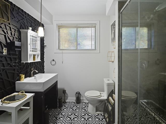 









151Z


Rue Madaire

,
Gatineau (Aylmer),




QC
J9H1R1

