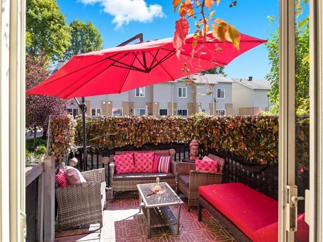 









151Z


Rue Madaire

,
Gatineau (Aylmer),




QC
J9H1R1

