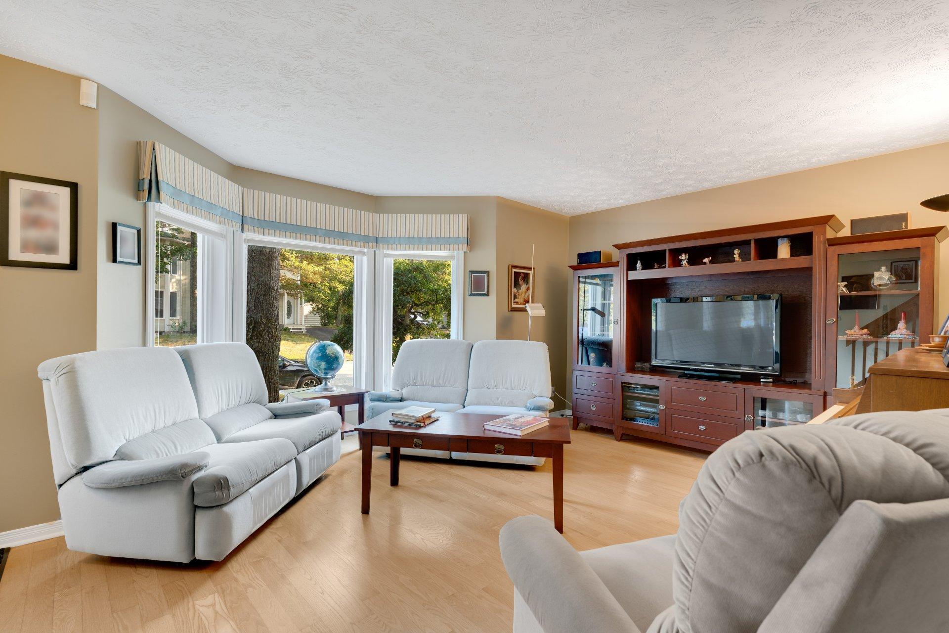 









1107


Rue Paul-Desruisseaux

,
Sherbrooke (Les Nations),




QC
J1J4M6


