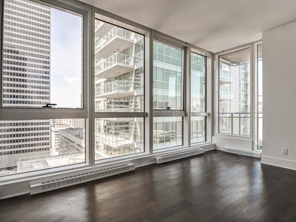 









1188


Av. Union

, 1901,
Montréal (Ville-Marie),




QC
H3B0E5

