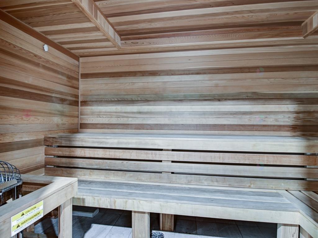 









1188


Av. Union

, 1901,
Montréal (Ville-Marie),




QC
H3B0E5

