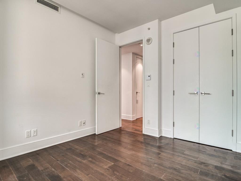 









1188


Av. Union

, 1901,
Montréal (Ville-Marie),




QC
H3B0E5

