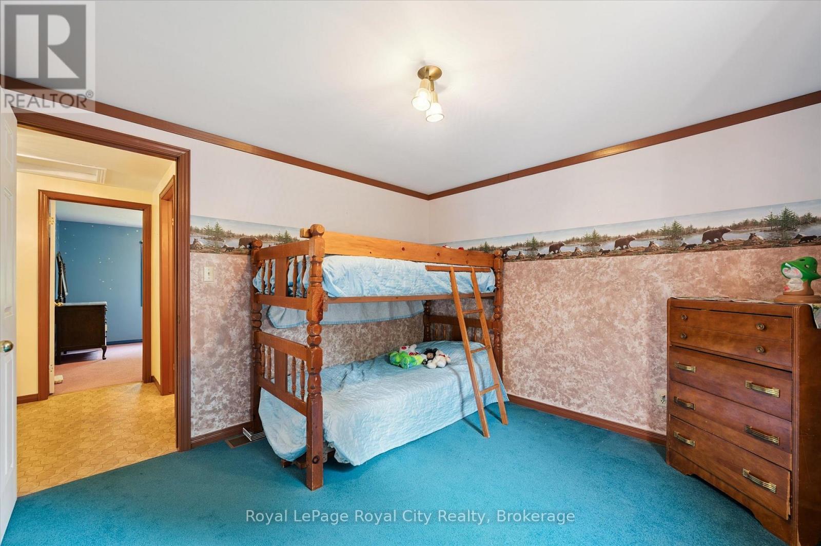 












69 NOTTINGHAM STREET

,
Guelph (Downtown),




Ontario
N1H3M9

