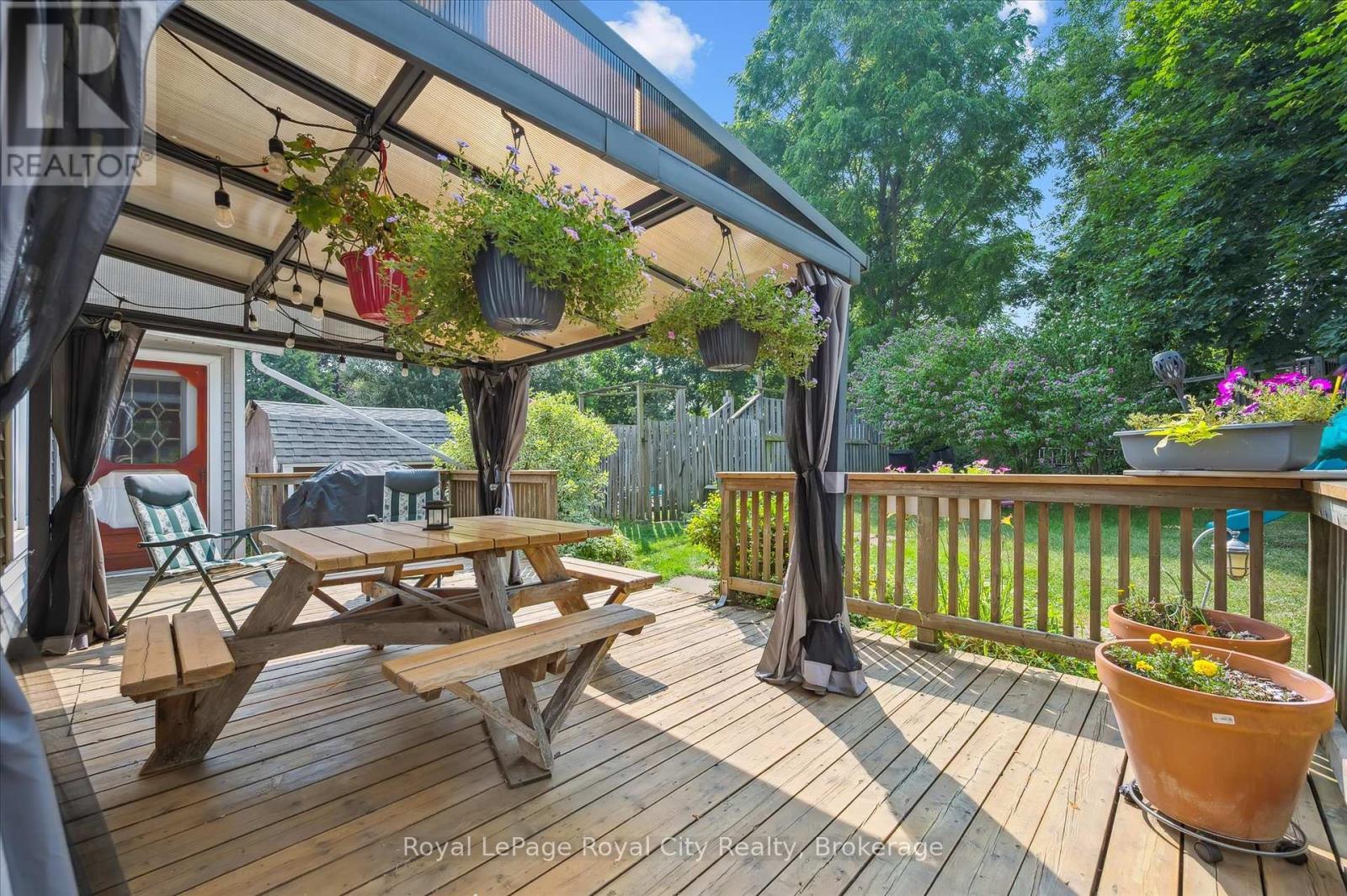 












69 NOTTINGHAM STREET

,
Guelph (Downtown),




Ontario
N1H3M9

