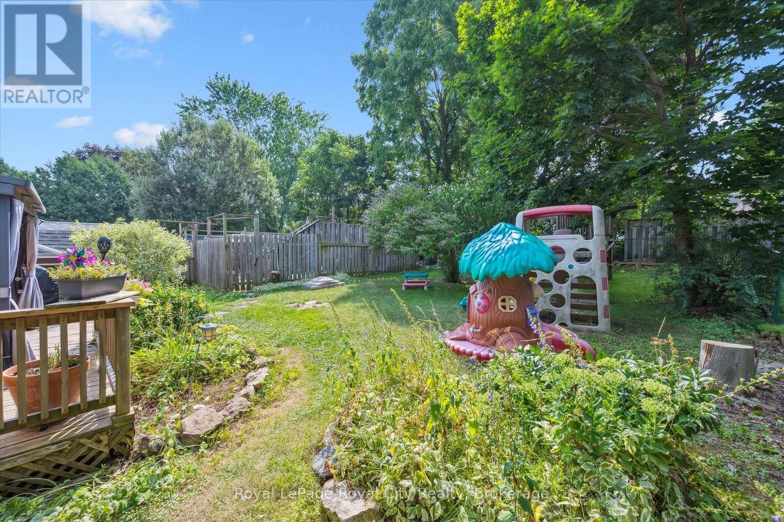 












69 NOTTINGHAM STREET

,
Guelph (Downtown),




Ontario
N1H3M9

