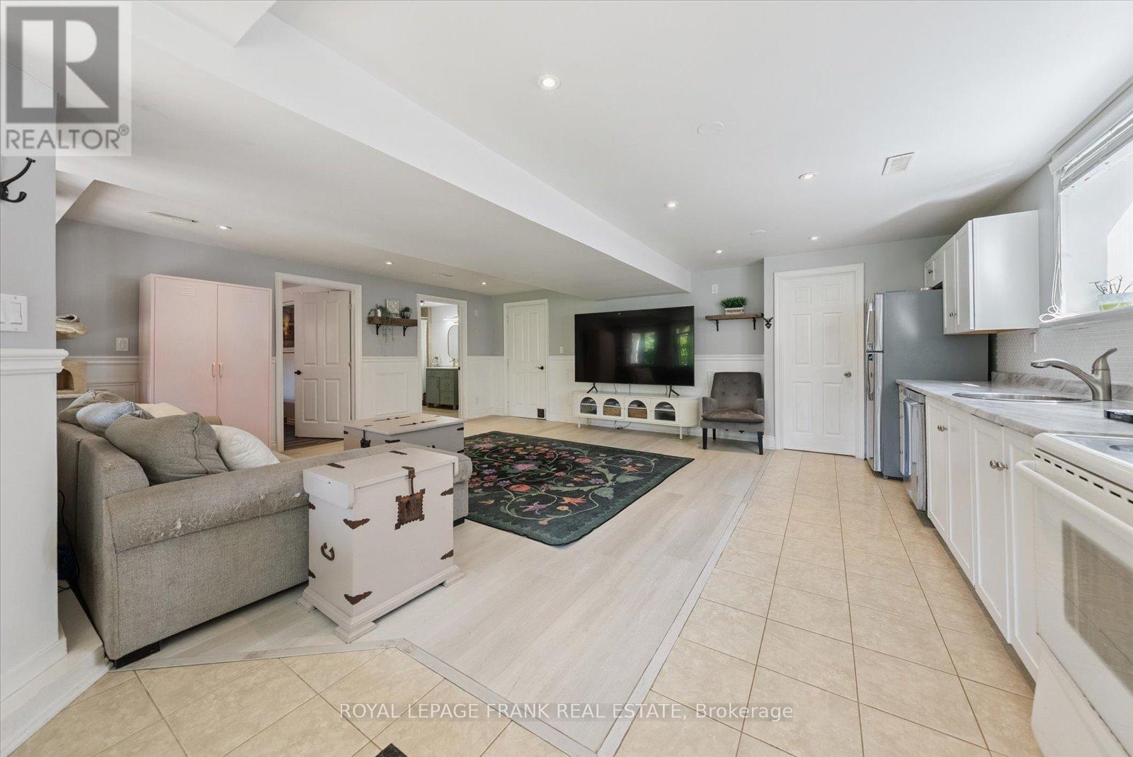 












4447 HIGHWAY 2 ROAD

,
Clarington,




Ontario
L0A1J0

