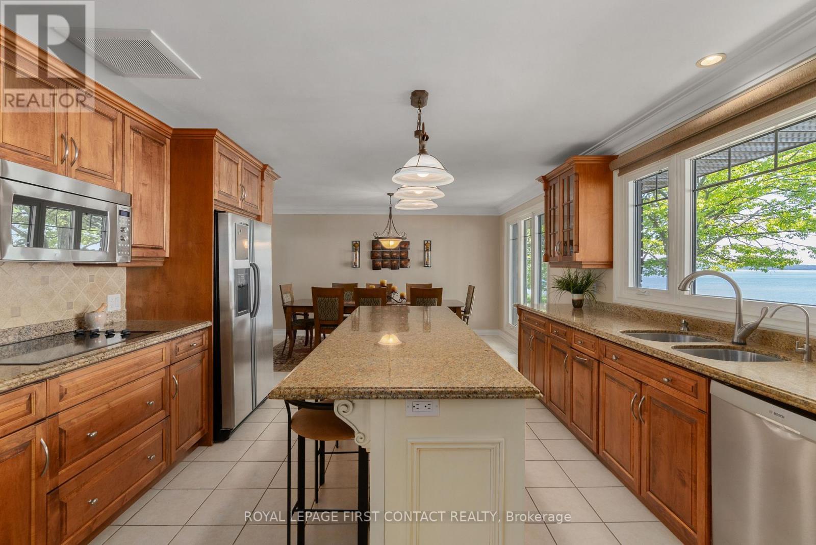 












13 GEORGINA DRIVE

,
Oro-Medonte,




Ontario
L4M1E9

