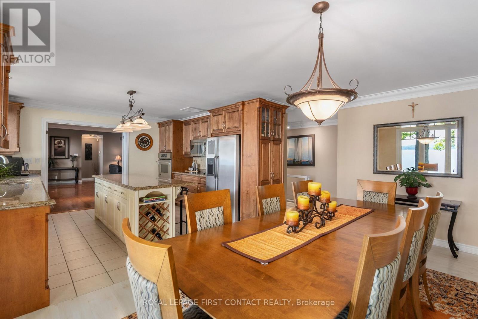 












13 GEORGINA DRIVE

,
Oro-Medonte,




Ontario
L4M1E9

