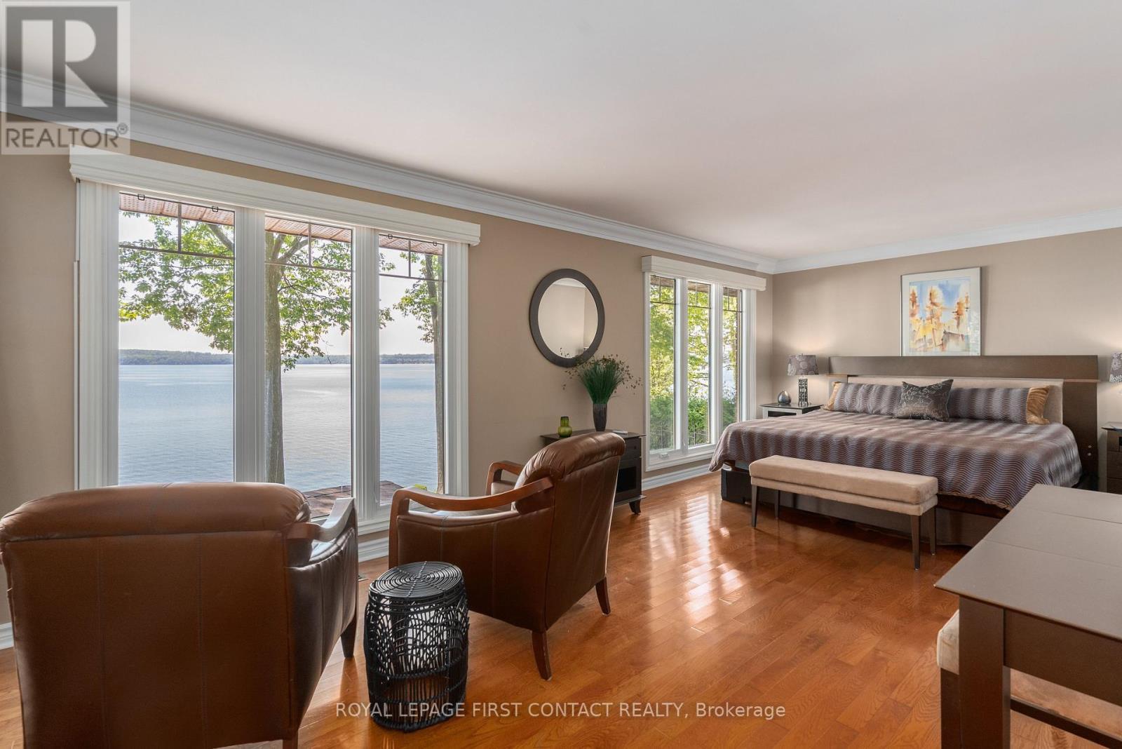 












13 GEORGINA DRIVE

,
Oro-Medonte,




Ontario
L4M1E9

