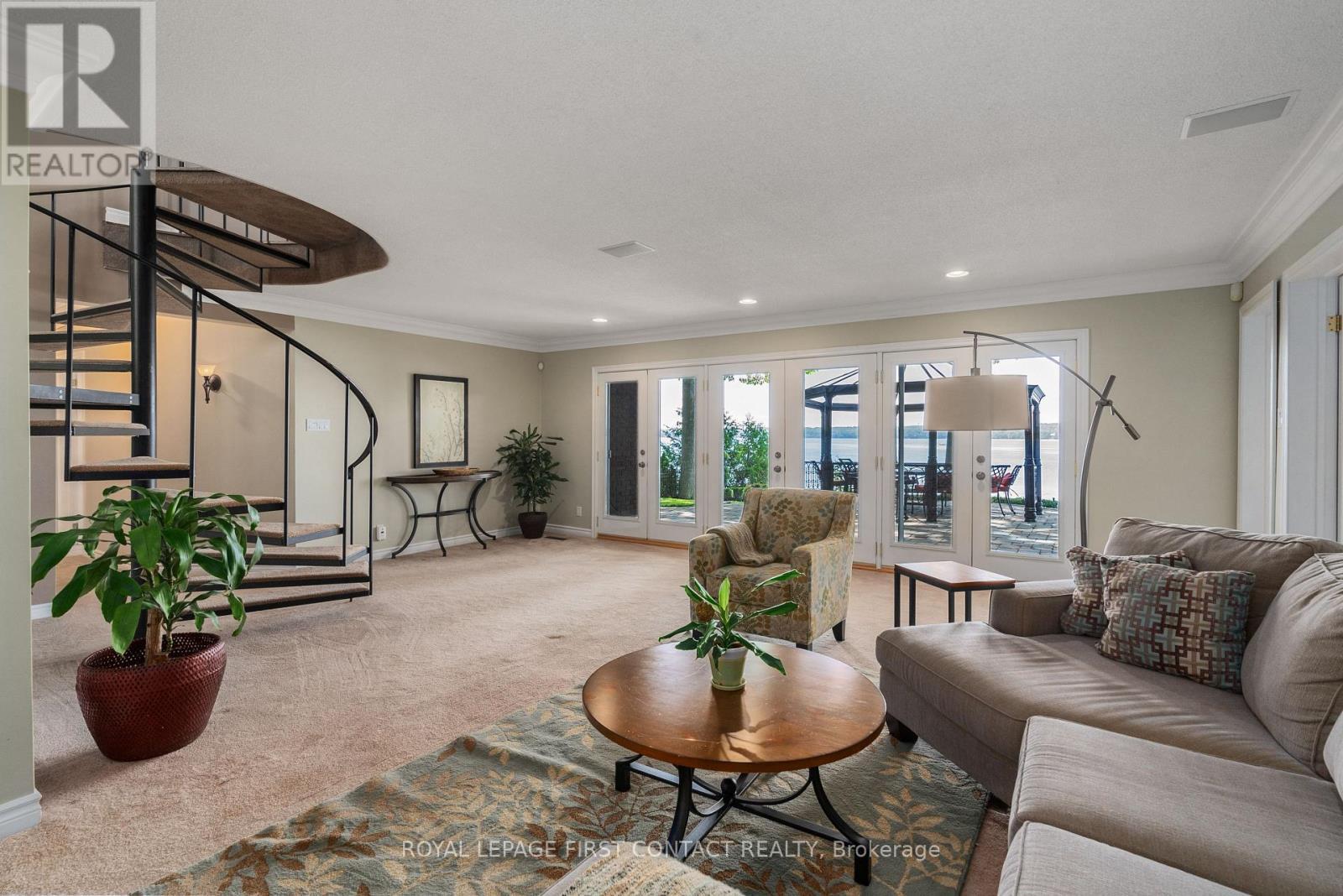 












13 GEORGINA DRIVE

,
Oro-Medonte,




Ontario
L4M1E9

