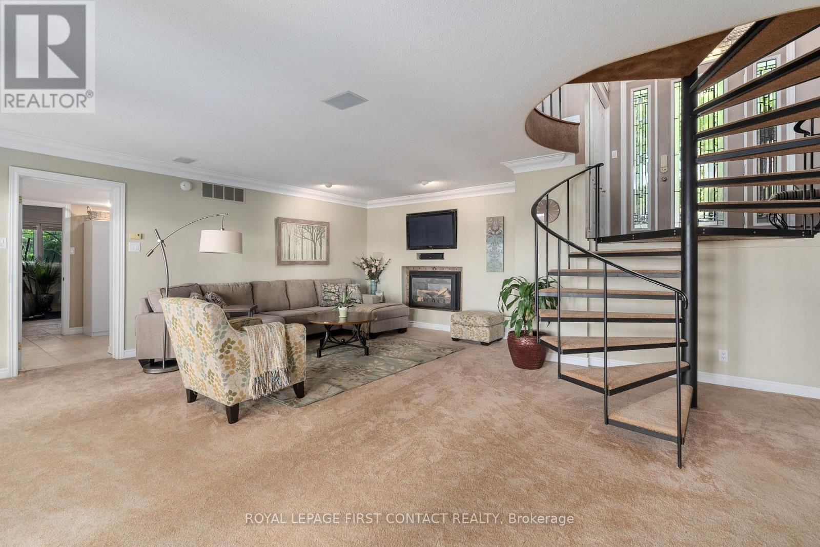 












13 GEORGINA DRIVE

,
Oro-Medonte,




Ontario
L4M1E9

