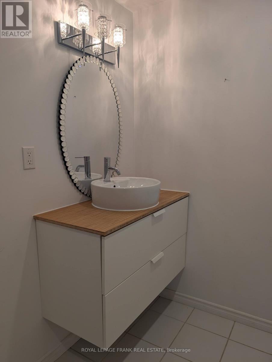 












BASEMENT - 8537 DALE ROAD

,
Hamilton Township,




Ontario
K9A0T5


