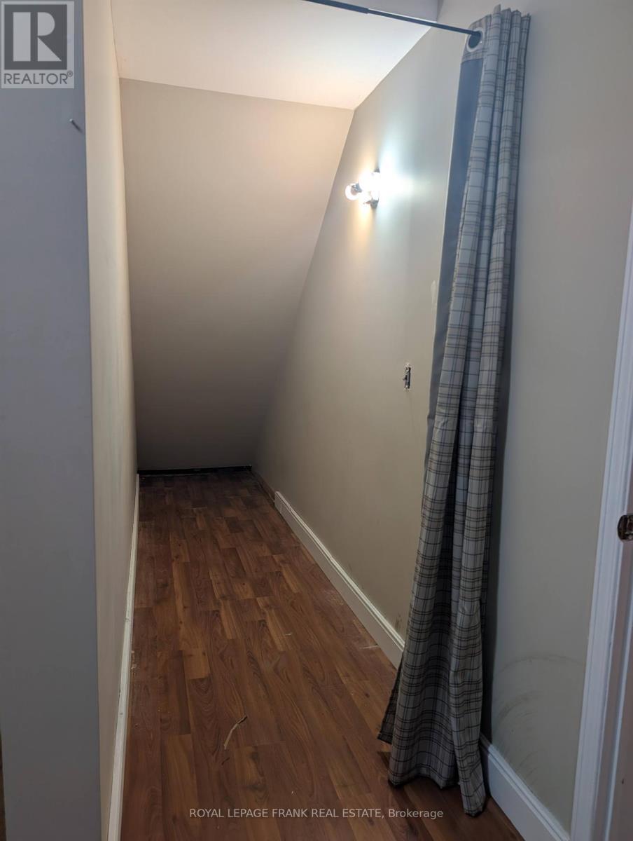 












BASEMENT - 8537 DALE ROAD

,
Hamilton Township,




Ontario
K9A0T5

