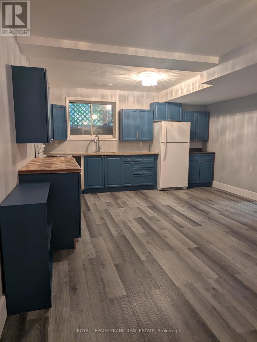 












BASEMENT - 8537 DALE ROAD

,
Hamilton Township,




Ontario
K9A0T5

