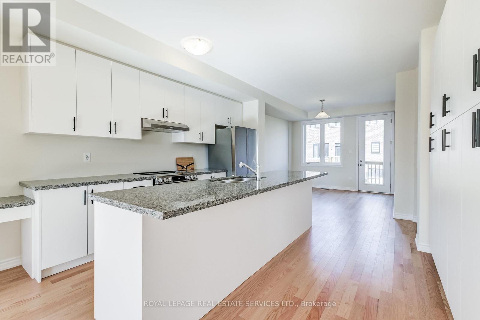 












1387 ALMONTE DRIVE

,
Burlington,




Ontario
L7P0V6

