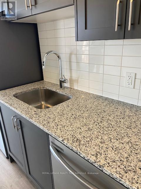 












407 - 3285 CARDING MILL TRAIL

,
Oakville,




Ontario
L6M1S1

