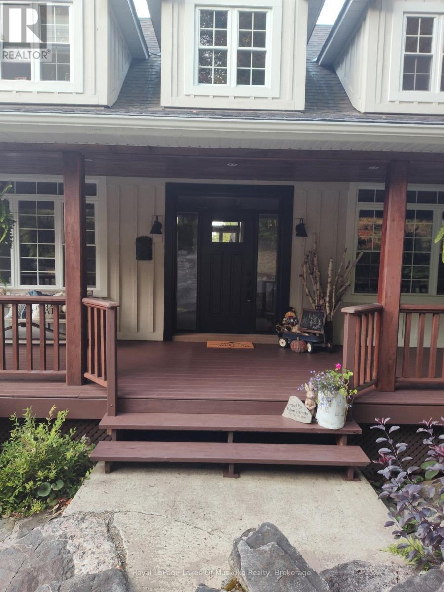 












1080 WALKERS GLENN CRESCENT

,
Lake of Bays (Sinclair),




Ontario
P1H2J6

