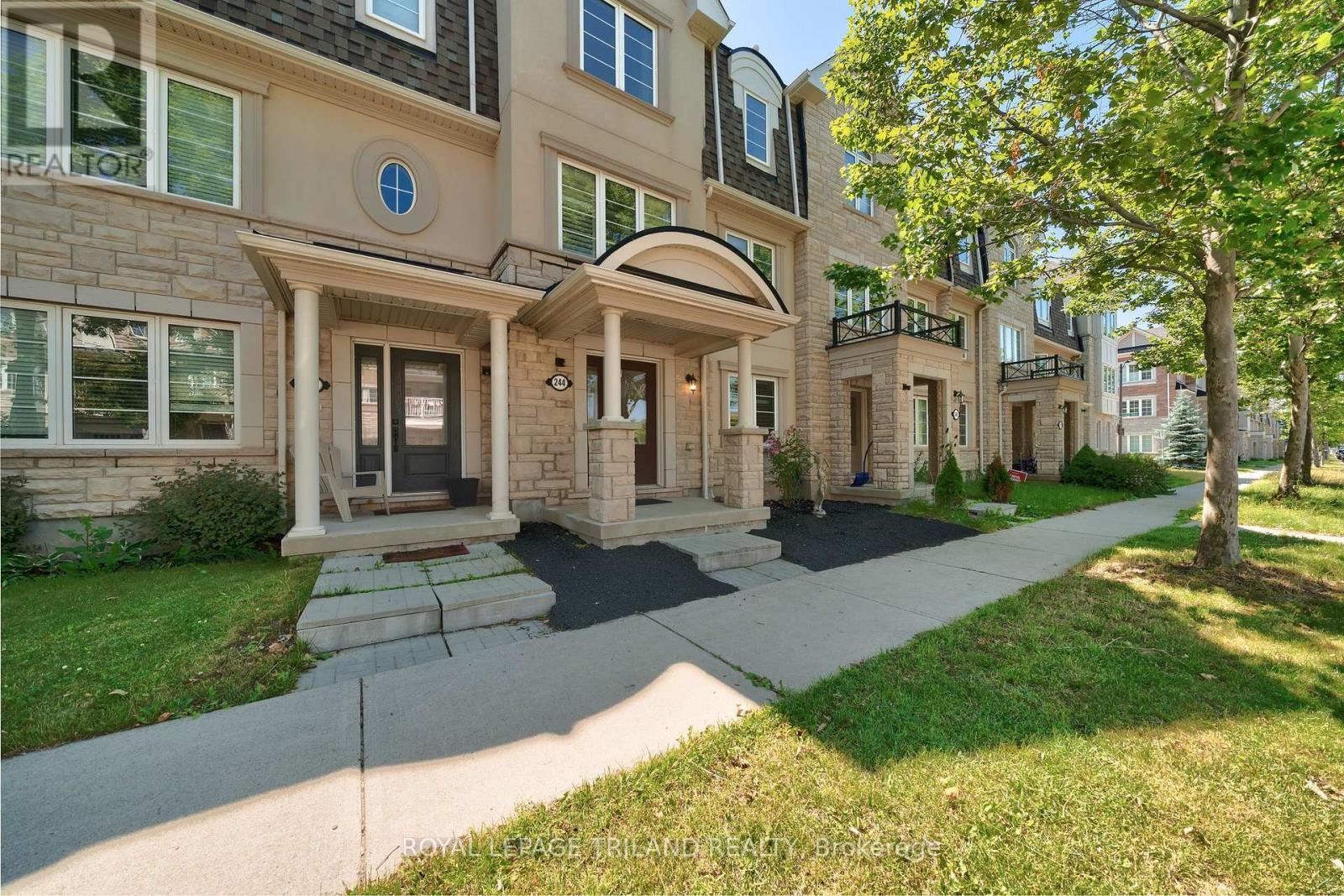 












244 ELLEN DAVIDSON DRIVE

,
Oakville (GO Glenorchy),




Ontario
L6M0V2

