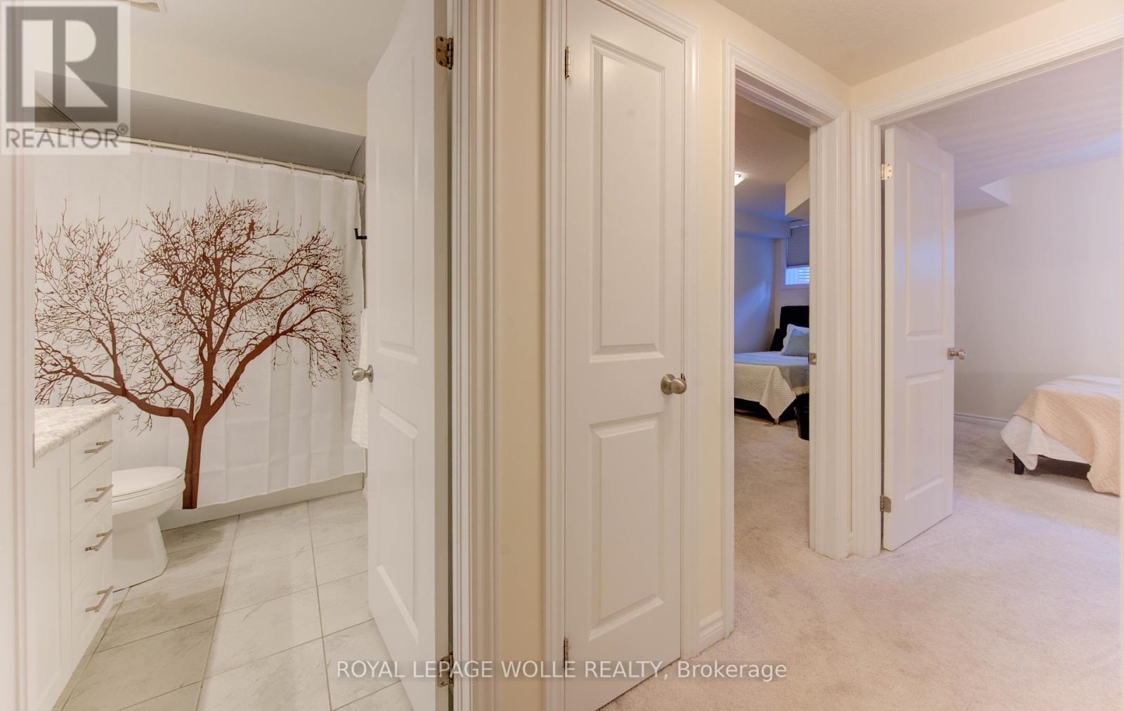 












B - 385 WESTWOOD DRIVE

,
Kitchener,




Ontario
N2M0B5

