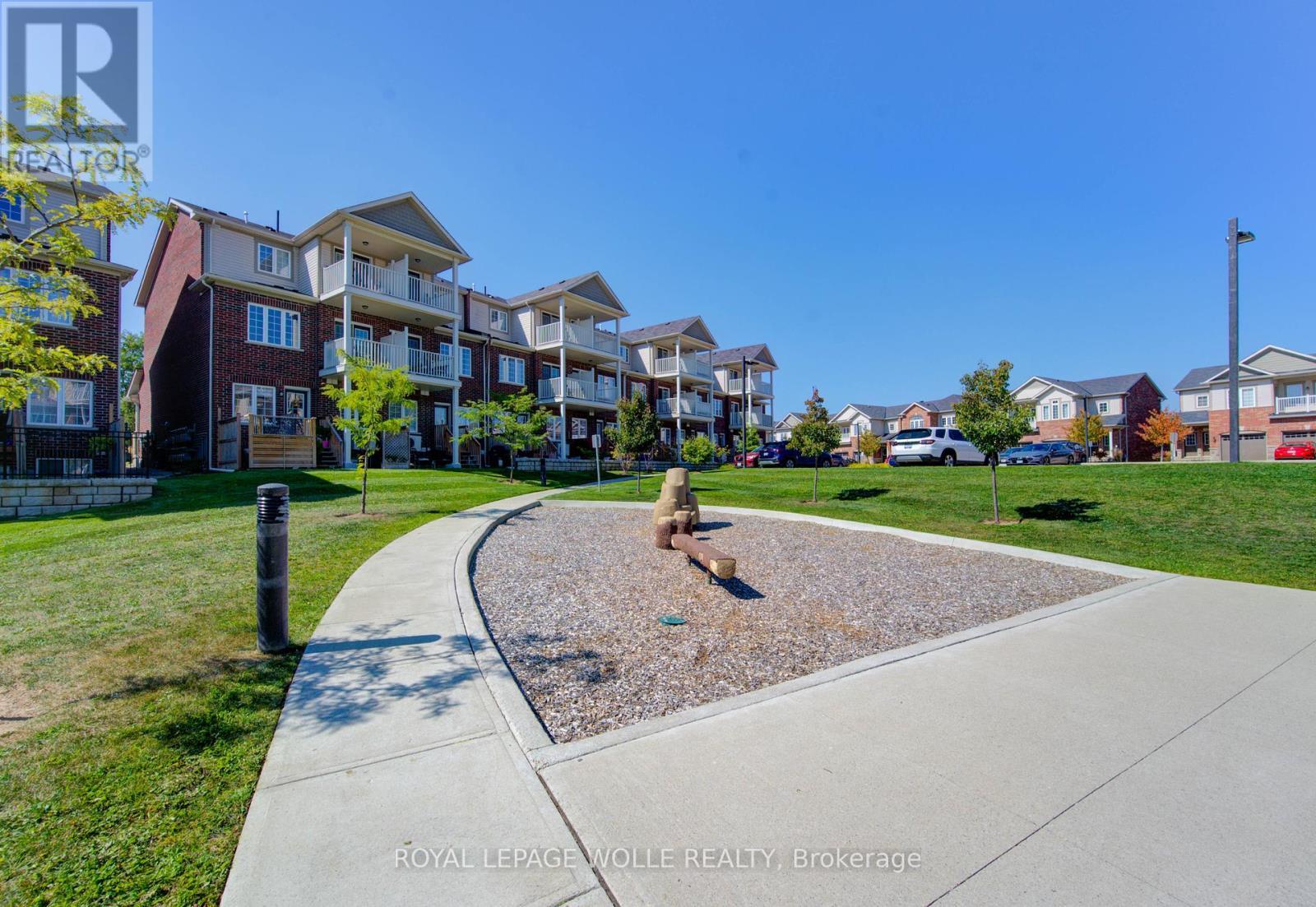 












B - 385 WESTWOOD DRIVE

,
Kitchener,




Ontario
N2M0B5

